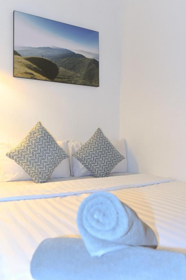 הוסטל צ'יאנג מאי 24 Poshtel Chiangmai מראה חיצוני תמונה